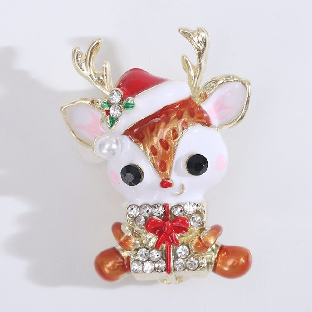 MACY'S reindeer brooch pin enamel